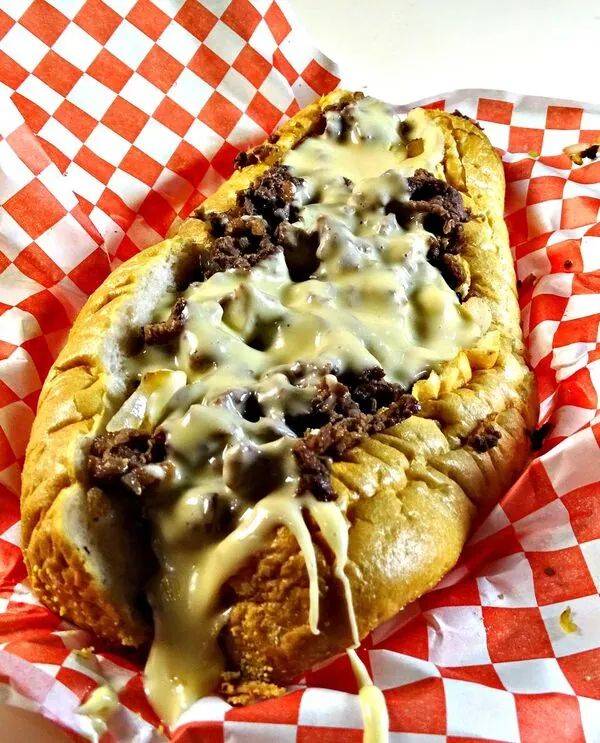 Main Street Philly | restaurant | 106 Main St, Titusville, FL 32796, USA | 3215672435 OR +1 321-567-2435