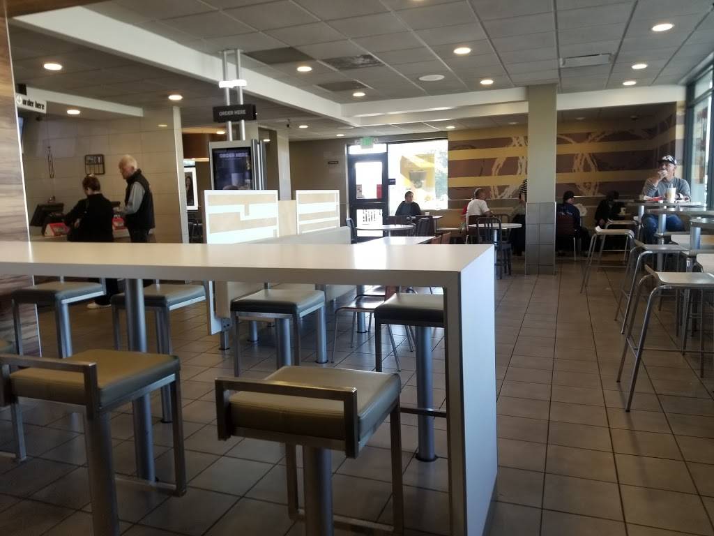 McDonalds | cafe | 2140 E Plaza Blvd, National City, CA 91950, USA | 6192677523 OR +1 619-267-7523