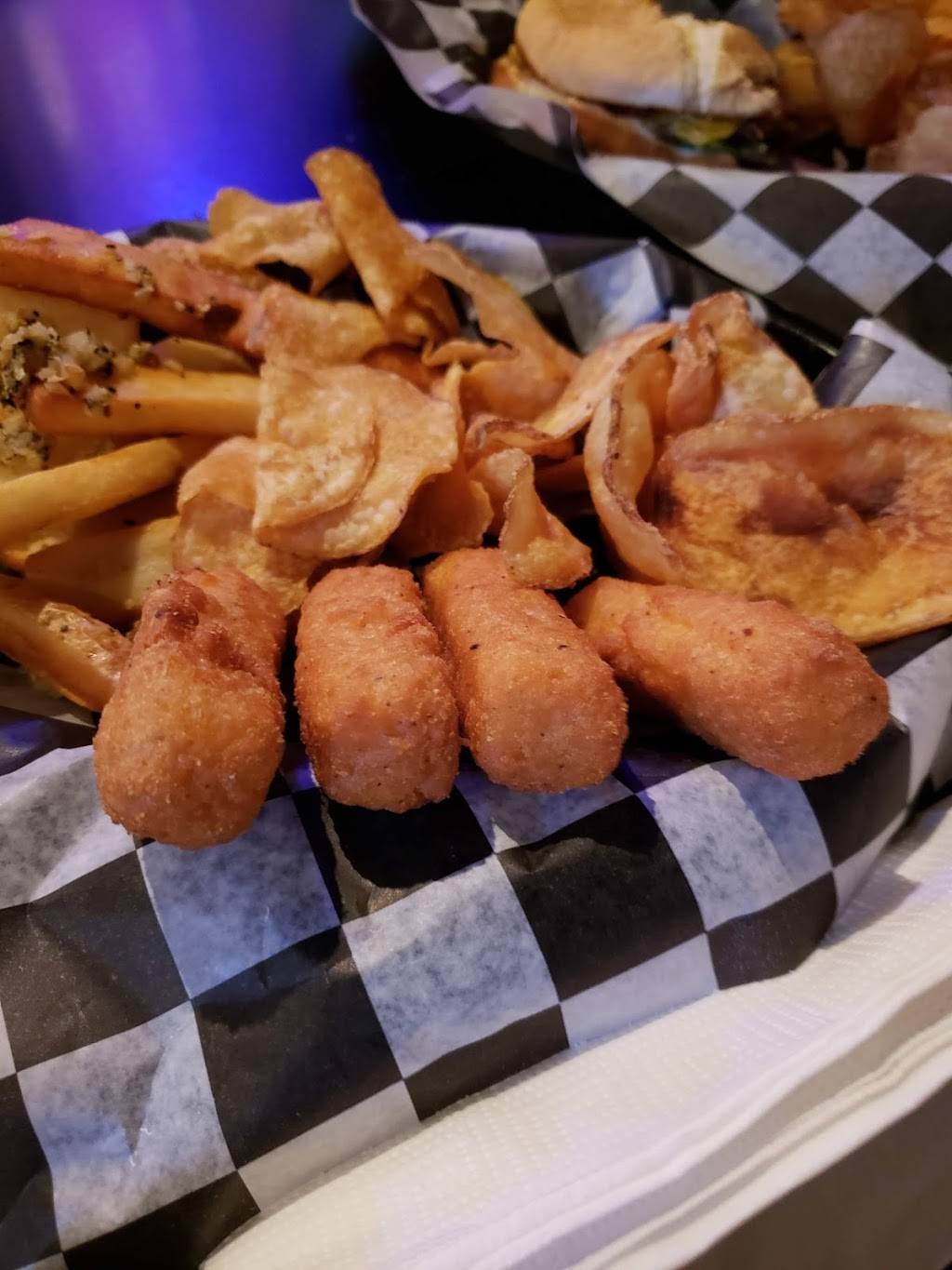 Arena Sports Bar & Grill | restaurant | 174 S Main St, Independence, OR 97351, USA | 5038380054 OR +1 503-838-0054