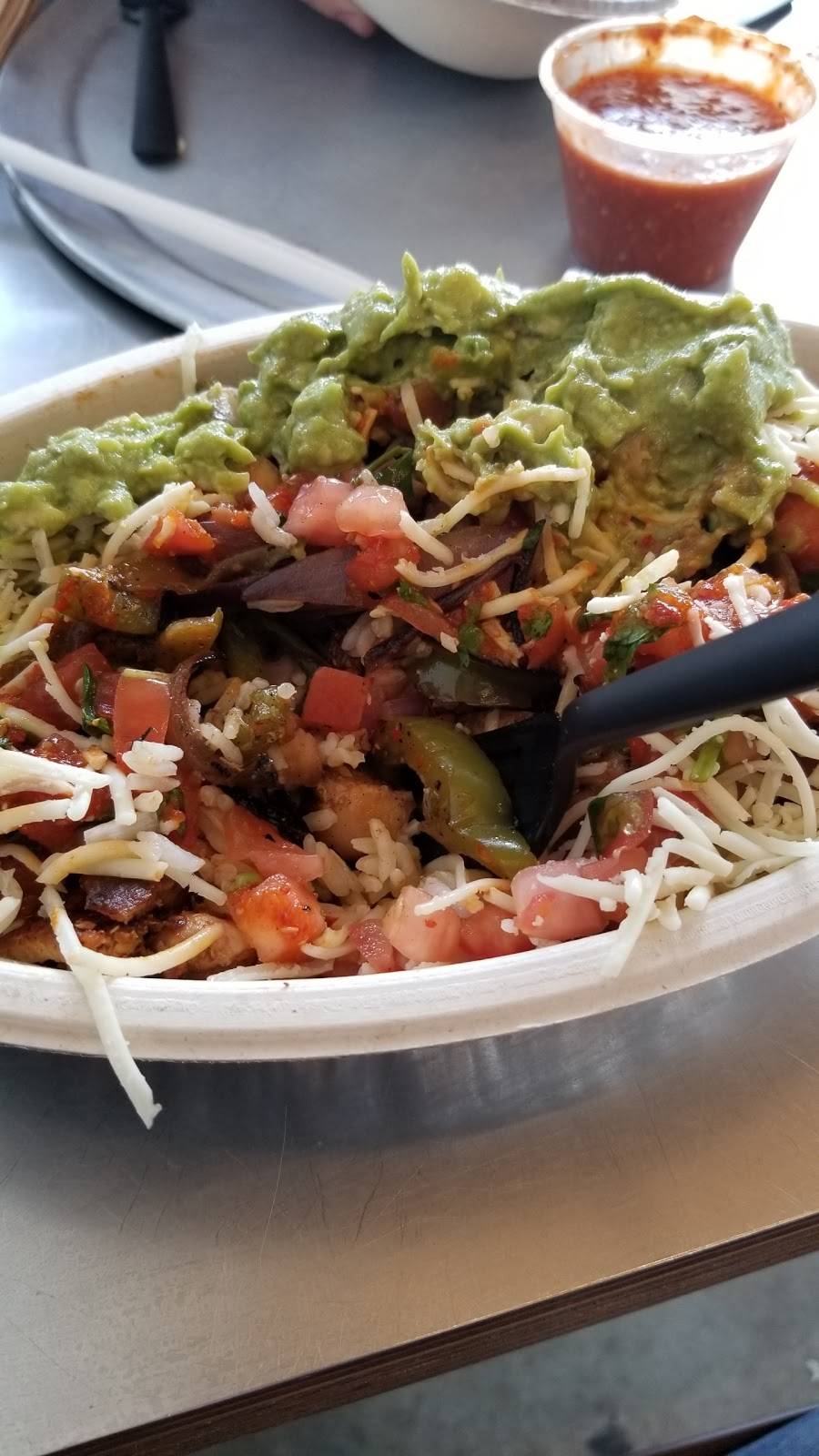Chipotle Mexican Grill | restaurant | 890 Loucks Rd, York, PA 17404, USA | 7178482047 OR +1 717-848-2047