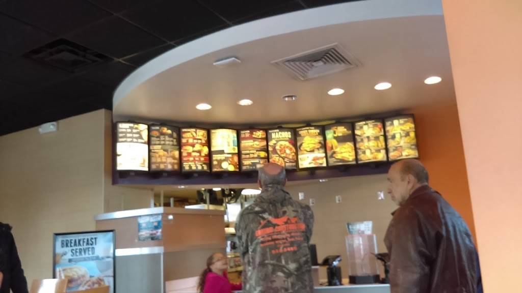 Taco Bell | meal takeaway | 117 West Ave, Elyria, OH 44035, USA | 4402844806 OR +1 440-284-4806