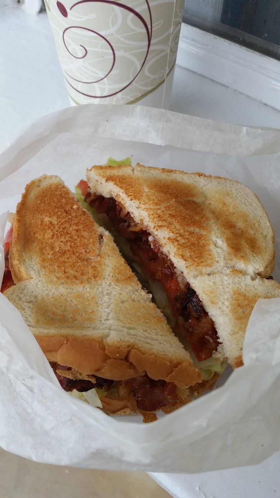 Hudocks custard stand | restaurant | 544 Quinton Rd, Salem, NJ 08079, USA | 8569355224 OR +1 856-935-5224