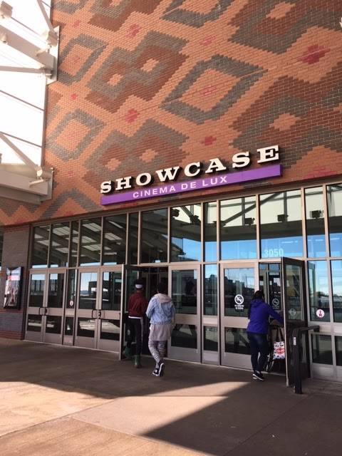 Showcase Cinema de Lux Ridge Hill | restaurant | 29 Fitzgerald Street, Yonkers, NY 10710, USA | 8003154000 OR +1 800-315-4000