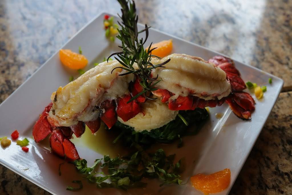 The Hut Bar and Grill | restaurant | 190 Boardwalk Pl E, Madeira Beach, FL 33708, USA | 7272584820 OR +1 727-258-4820