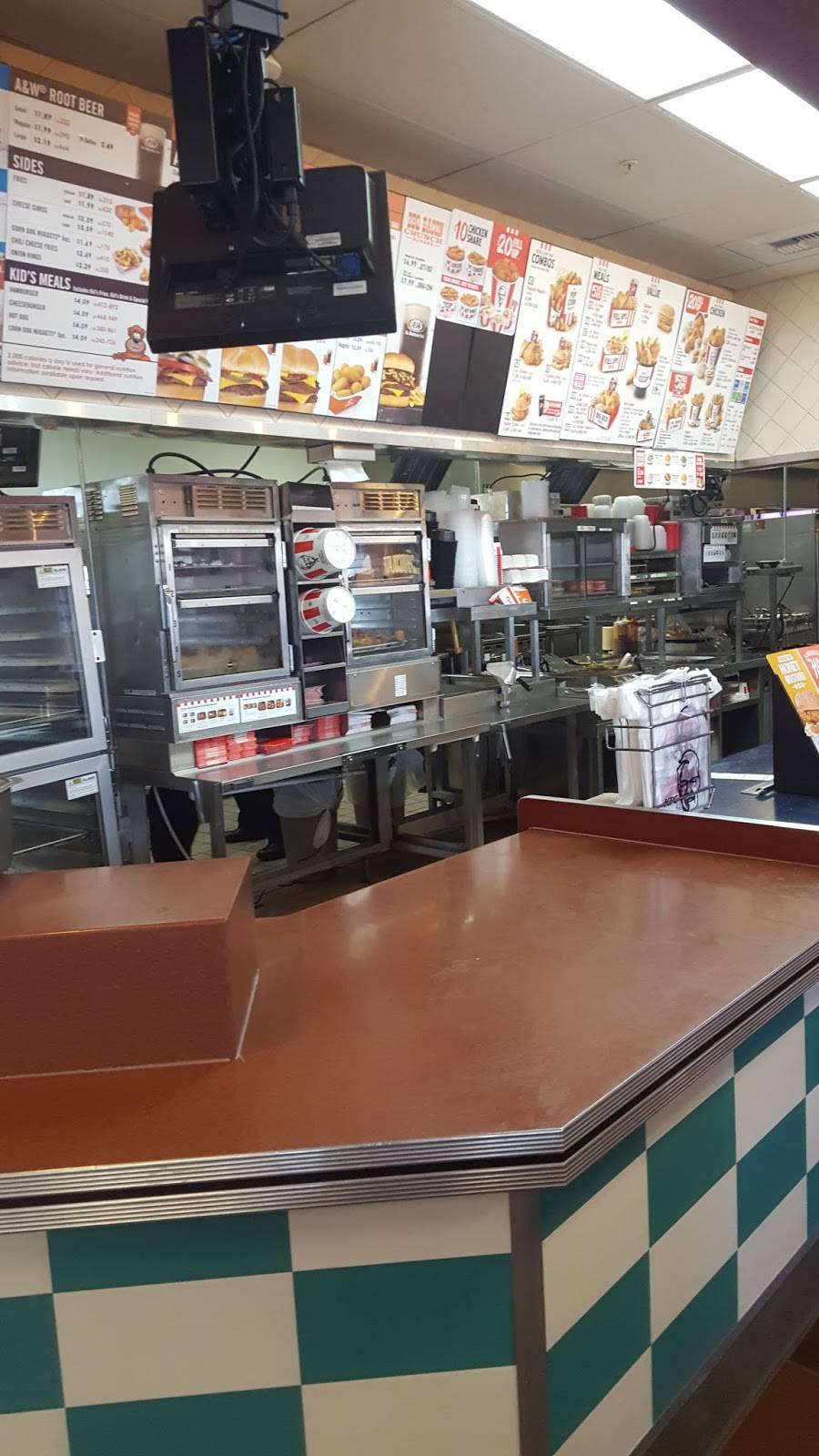 A&W | restaurant | 6061 Northfront Rd, Livermore, CA 94551, USA | 9254479977 OR +1 925-447-9977