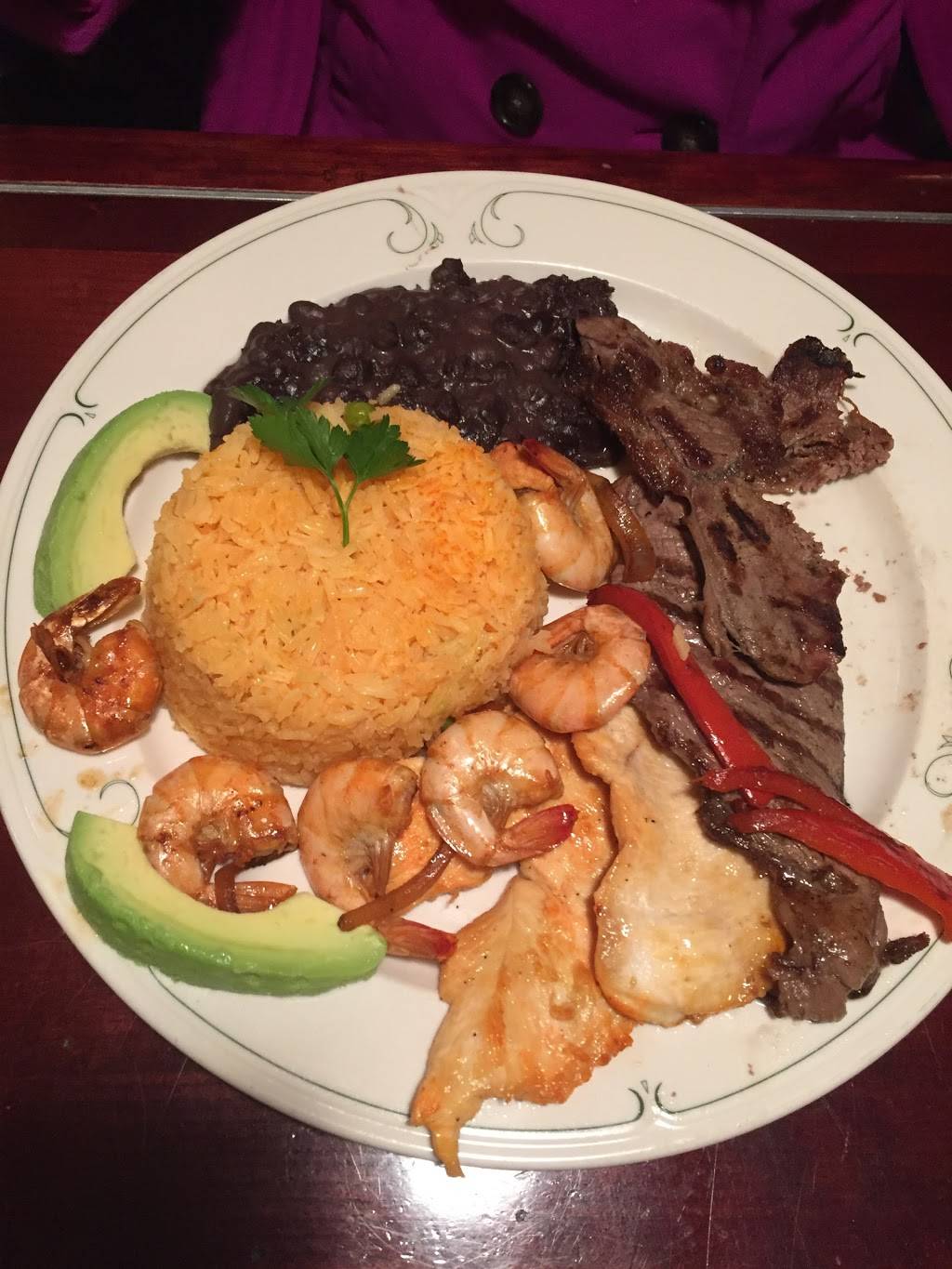 Casa Lupita | restaurant | 419 Hudson St, Trenton, NJ 08611, USA | 6092185437 OR +1 609-218-5437