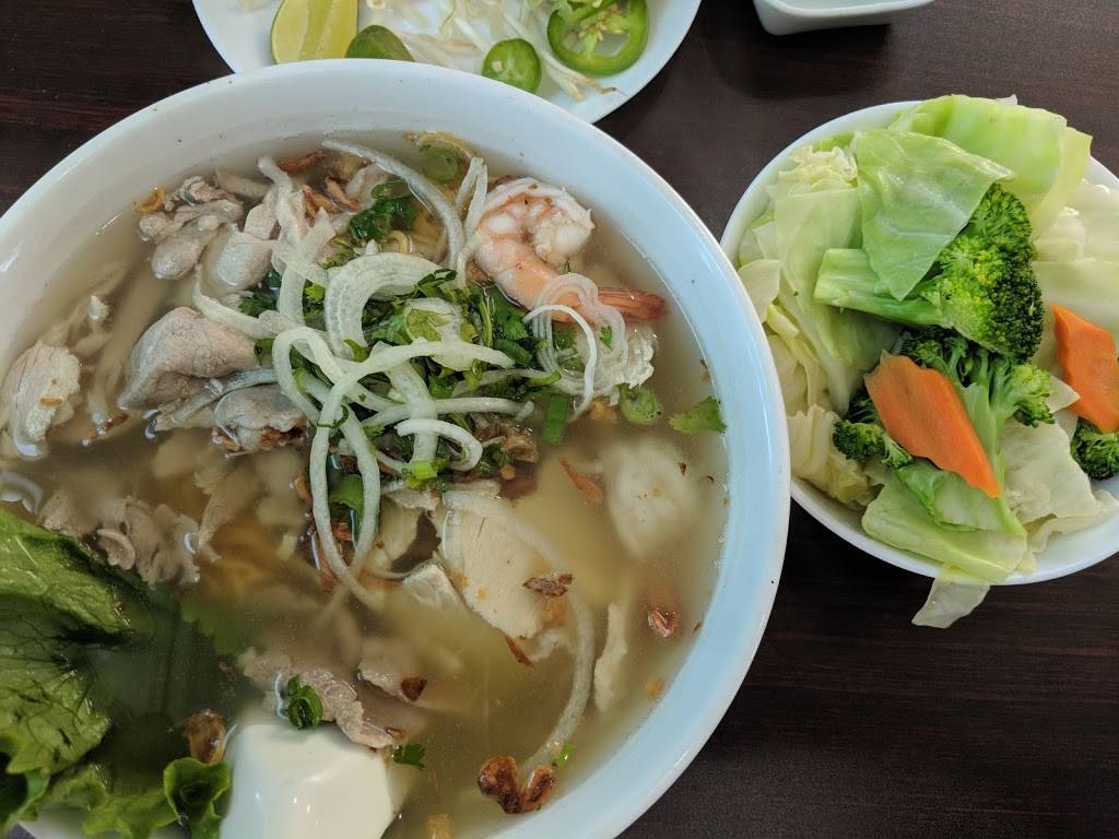 M Noodle & Cafe | restaurant | 6945 Monterey Rd Ste D, Gilroy, CA 95020, USA | 4088424848 OR +1 408-842-4848