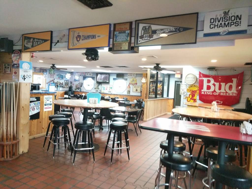 Pauls Neighborhood Bar | restaurant | 2401 Parmenter St, Middleton, WI 53562, USA | 6088277285 OR +1 608-827-7285