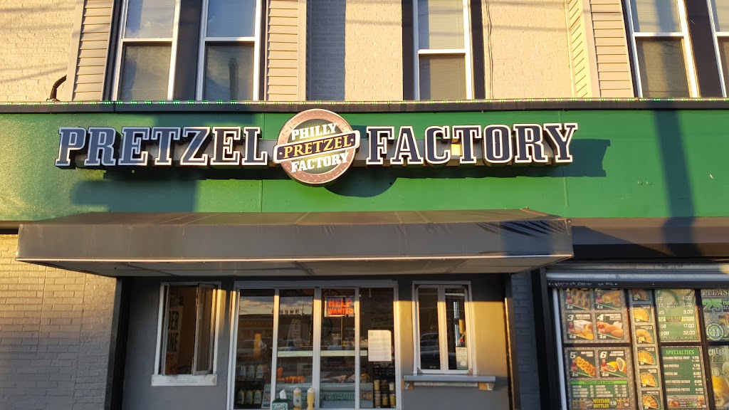Philly Pretzel Factory | bakery | 2655 S 3rd St, Philadelphia, PA 19148, USA | 2153390111 OR +1 215-339-0111