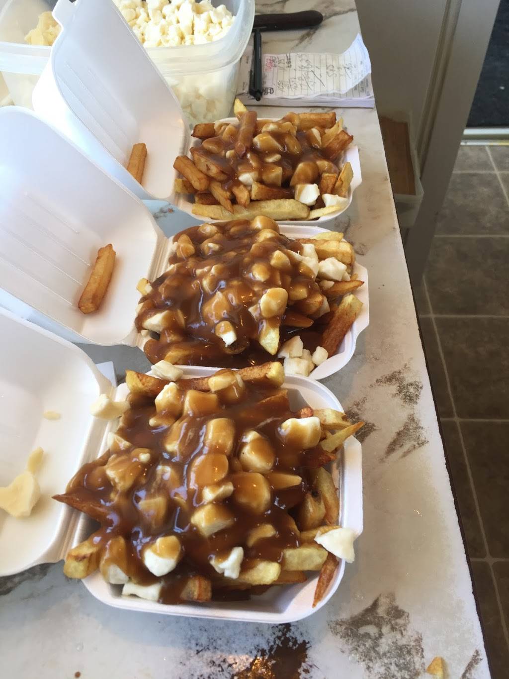 Tonys Chip Stand | restaurant | 9 Queen St, Crysler, ON K0A 1R0, Canada | 6139872164 OR +1 613-987-2164