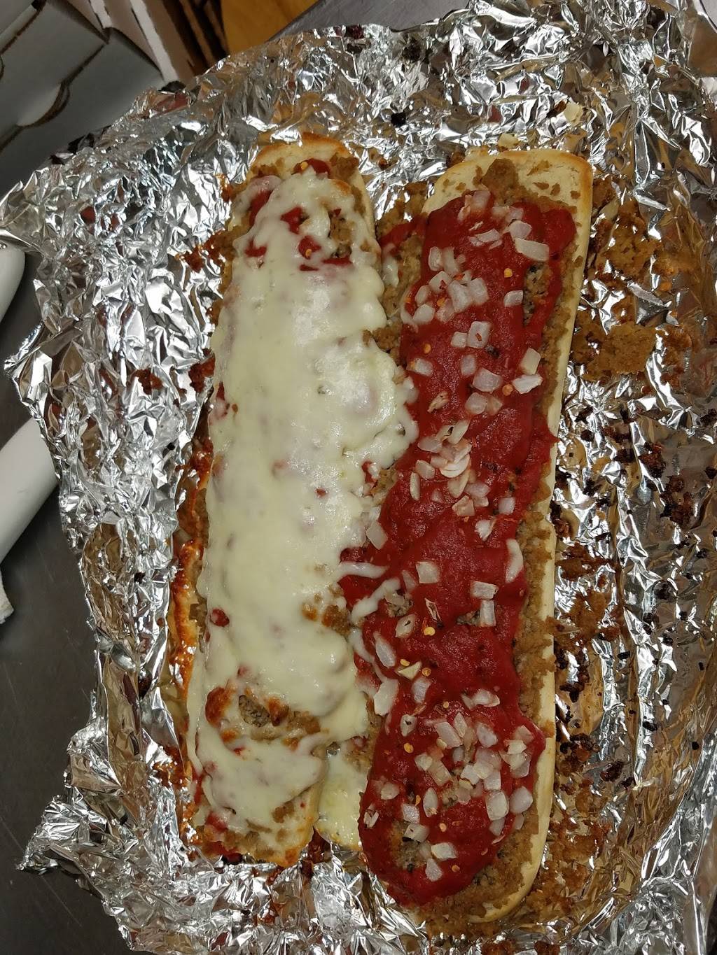 Fat Boys Pizza Newburgh | meal delivery | 10722 IN-662, Newburgh, IN 47630, USA | 8125183061 OR +1 812-518-3061