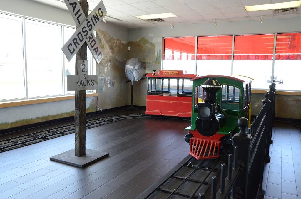 Tylers Tender Railroad Restaurant | restaurant | 350 East U.S. 30, Schererville, IN 46375, USA | 2193225590 OR +1 219-322-5590