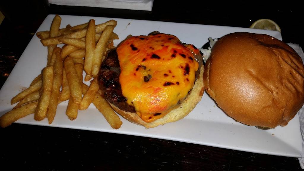 The Ark Pub & Eatery | restaurant | New Jersey 35, 401 Sea Ave, Point Pleasant Beach, NJ 08742, USA | 7322951122 OR +1 732-295-1122