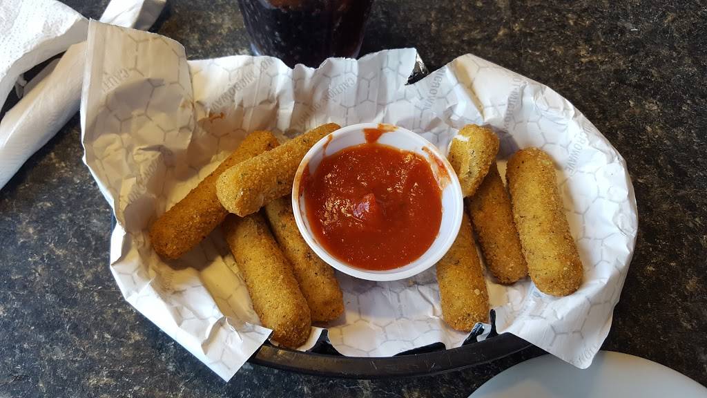 Pizza Hut | meal delivery | 2735 W Wheeler Ave, Aransas Pass, TX 78336, USA | 3617582813 OR +1 361-758-2813