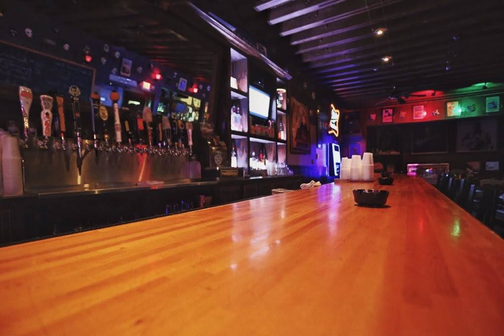 Poorhouse | restaurant | 110 SW 3rd Ave, Fort Lauderdale, FL 33312, USA | 9545225145 OR +1 954-522-5145