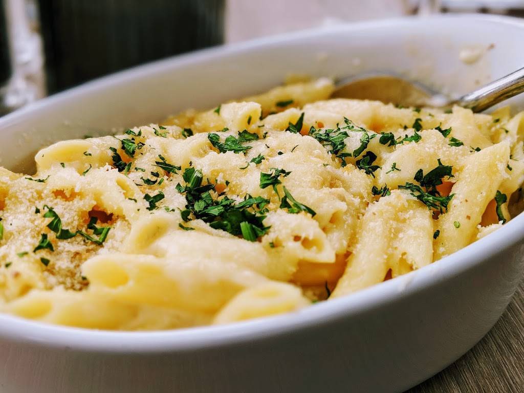 THE LOT La Jolla | restaurant | 7611 Fay Ave, La Jolla, CA 92037, USA | 8587770069 OR +1 858-777-0069