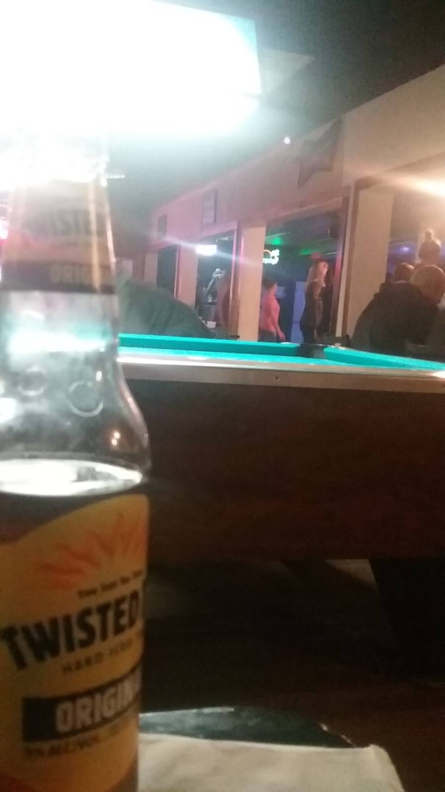 Catawissa Cracker Barrel Bar & Grill | restaurant | 340 Main St, Catawissa, PA 17820, USA | 5703562076 OR +1 570-356-2076