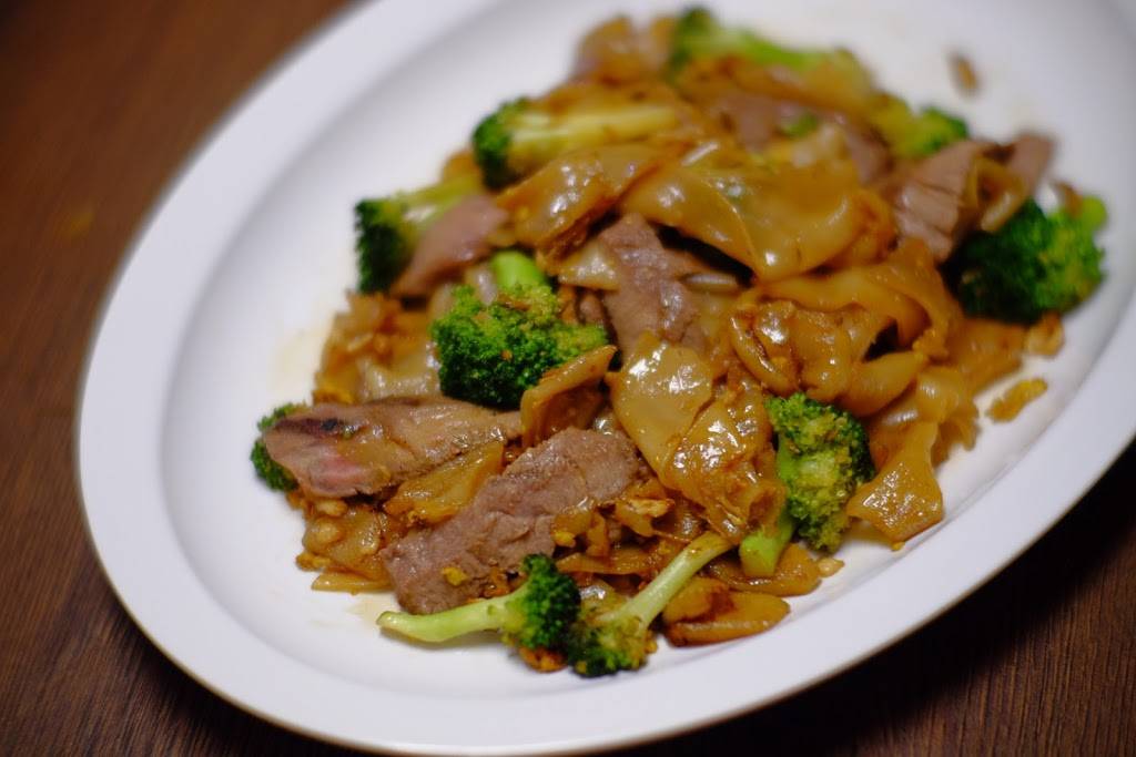 THE LOCAL Thai Cuisine | restaurant | 4711 Chino Hills Pkwy, Chino Hills, CA 91709, USA | 9096068226 OR +1 909-606-8226