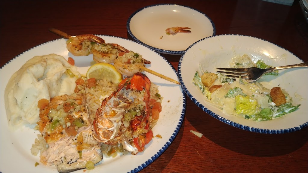 Red Lobster | restaurant | 5315 San Dario Ave, Laredo, TX 78041, USA | 9567915667 OR +1 956-791-5667