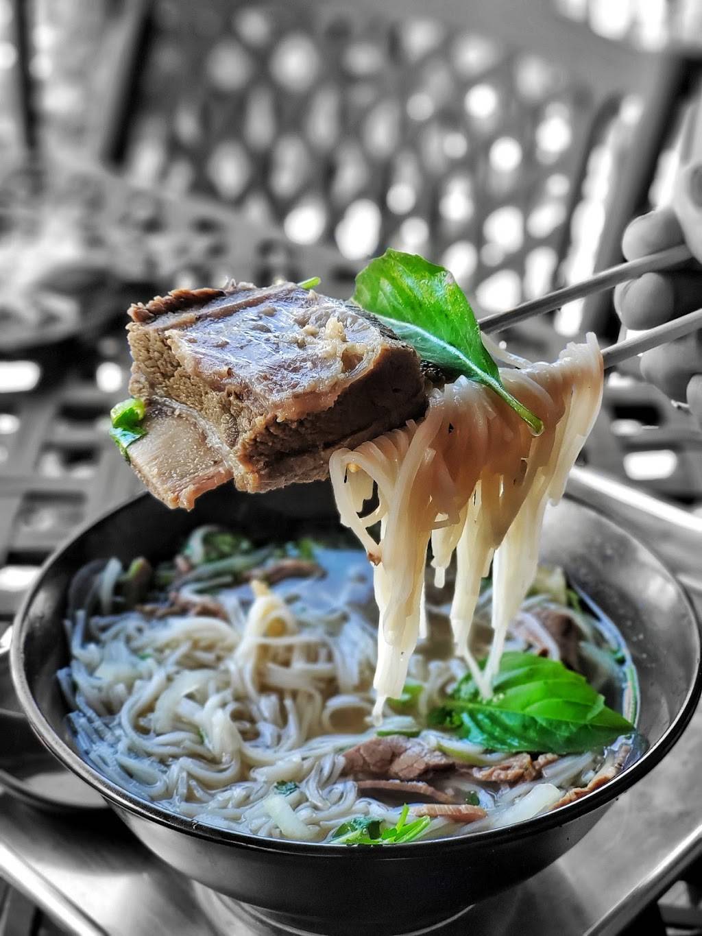 Black Bayou | restaurant | 1930 Garth Rd, Baytown, TX 77520, USA | 2818388904 OR +1 281-838-8904