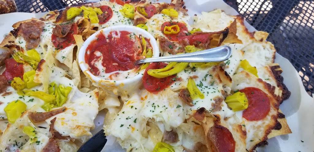 Santeramos Pizza House and Italian Food | restaurant | 1229 10th Ave, Greeley, CO 80631, USA | 9703534844 OR +1 970-353-4844