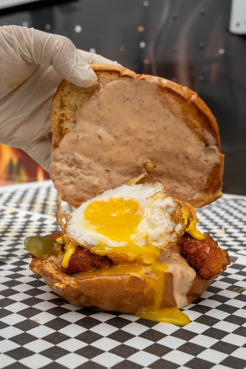 Clutch City Cluckers | restaurant | 14530 Roadrunner Way, San Antonio, TX 78249, USA | 2102450072 OR +1 210-245-0072