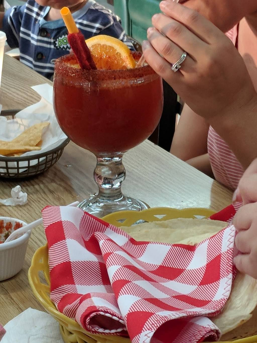 Morena’s Taqueria | restaurant | 2500 Mitchell Rd, Ceres, CA 95307, USA | 2095383015 OR +1 209-538-3015