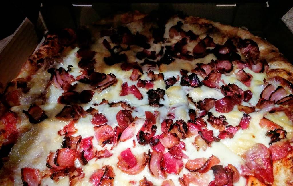 Restaurant Marios | restaurant | 3005 Route Édouard VII, Saint-Philippe, QC J0L 2K0, Canada | 4506596944 OR +1 450-659-6944