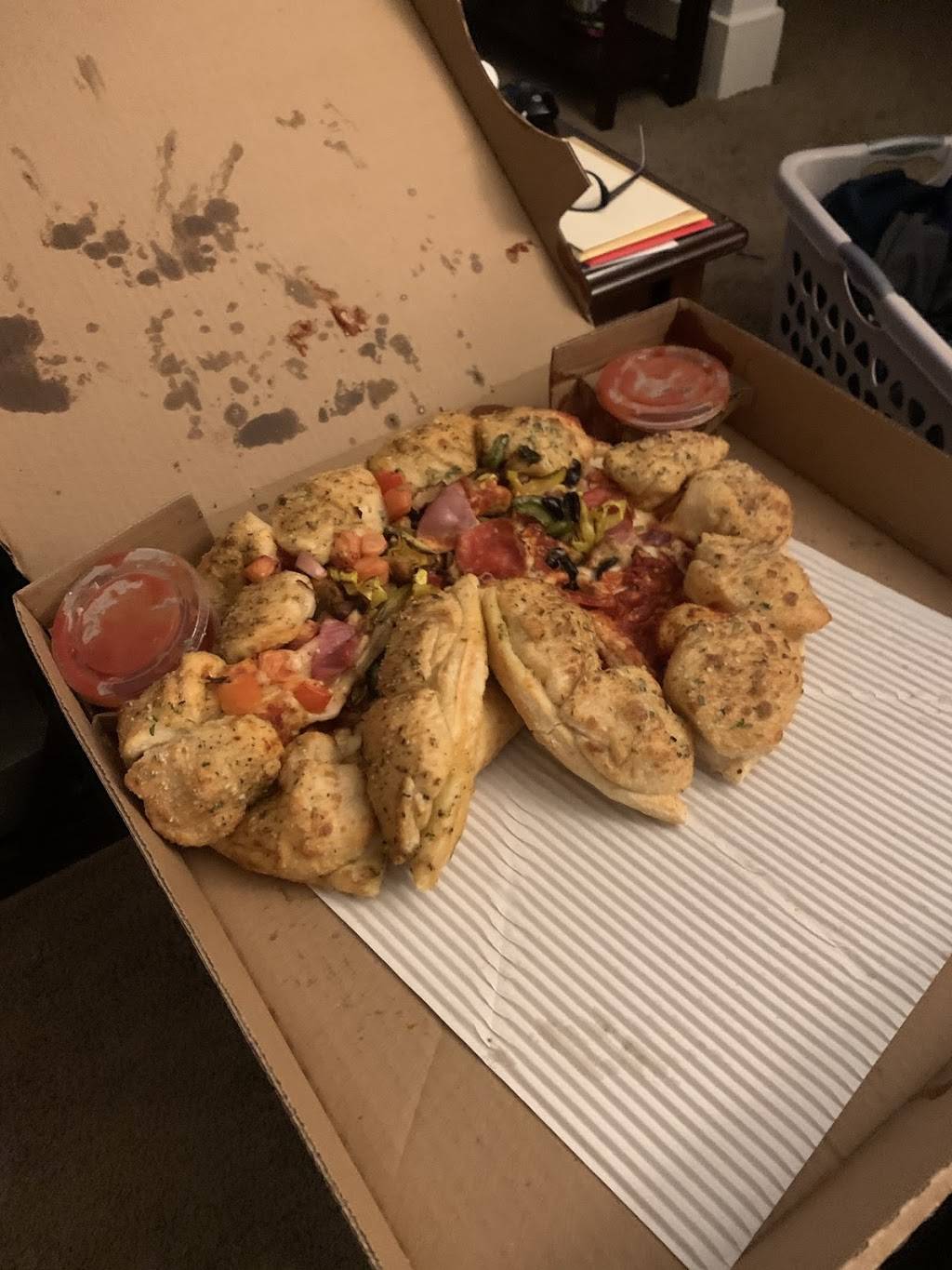 Pizza Hut | meal takeaway | 5104 6th Ave #112, Tacoma, WA 98406, USA | 2537593300 OR +1 253-759-3300