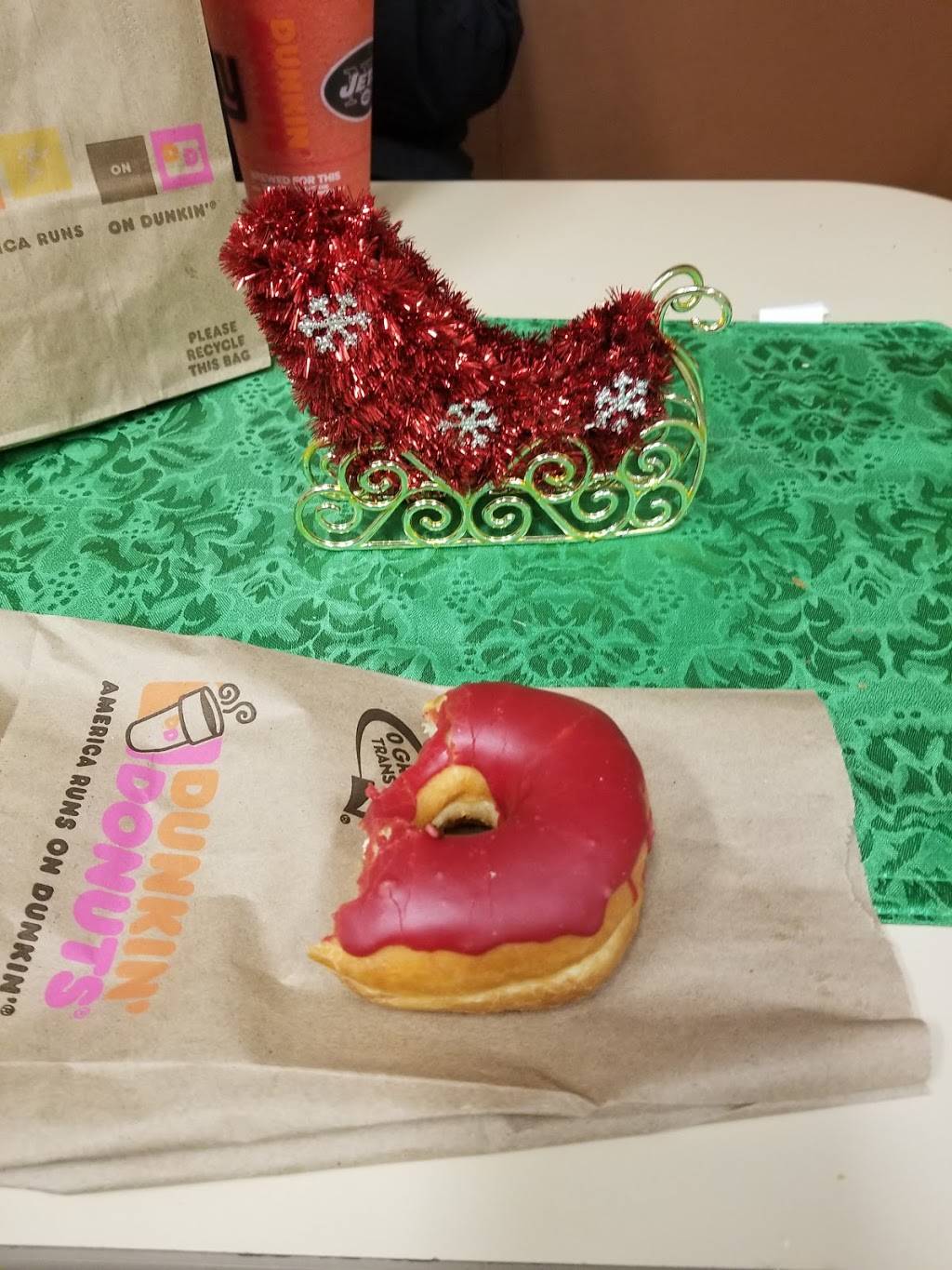 Dunkin Donuts | cafe | 183 NJ-15, Lafayette Township, NJ 07848, USA | 9733833190 OR +1 973-383-3190