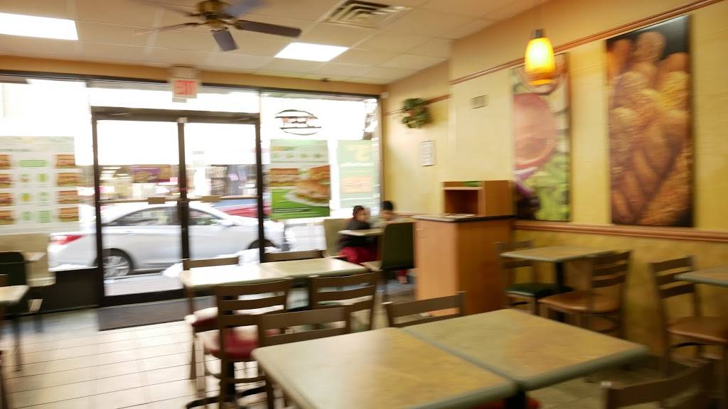 Subway Restaurants | restaurant | 201 Smith St, Perth Amboy, NJ 08861, USA | 7326977000 OR +1 732-697-7000