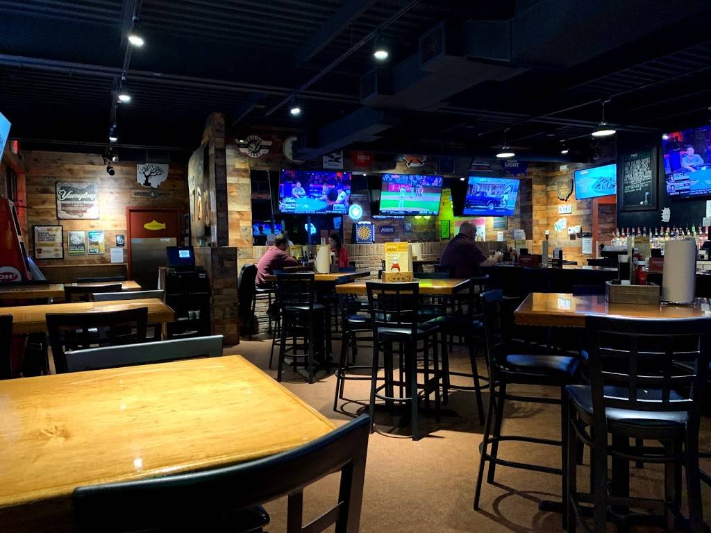 Submarine House | restaurant | 8807 N Dixie Dr, Dayton, OH 45414, USA | 9373870388 OR +1 937-387-0388