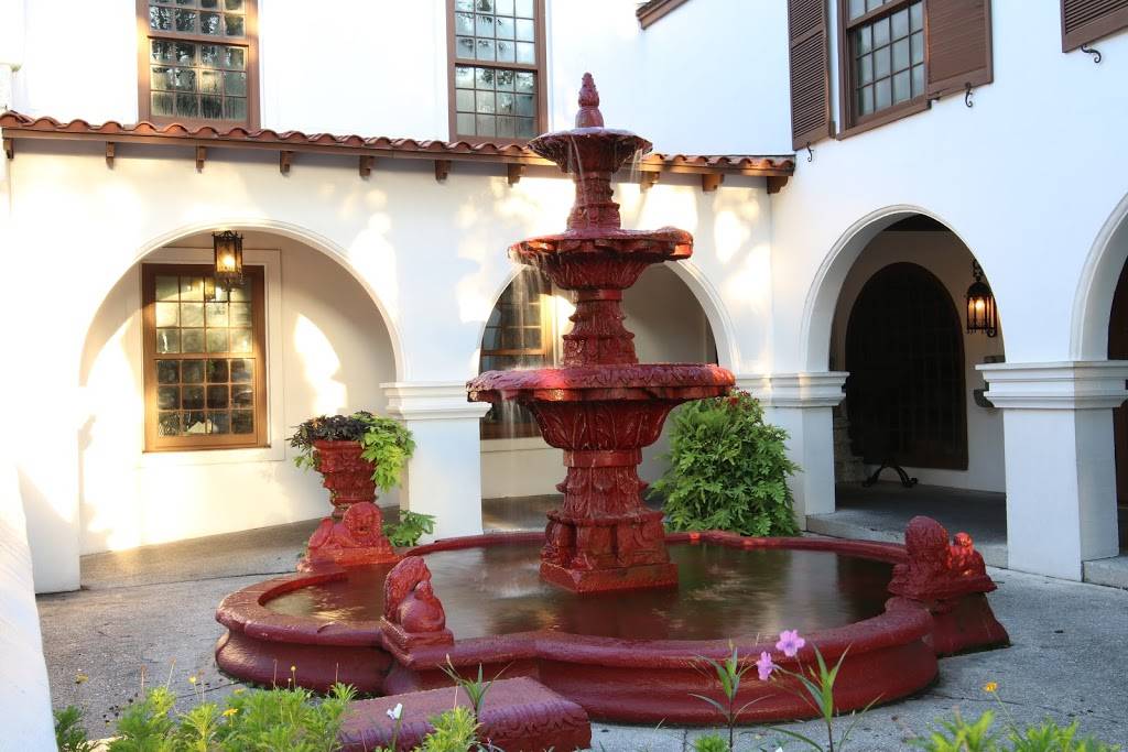 Columbia Restaurant | meal takeaway | 98 St George St, St. Augustine, FL 32084, USA | 9048243341 OR +1 904-824-3341