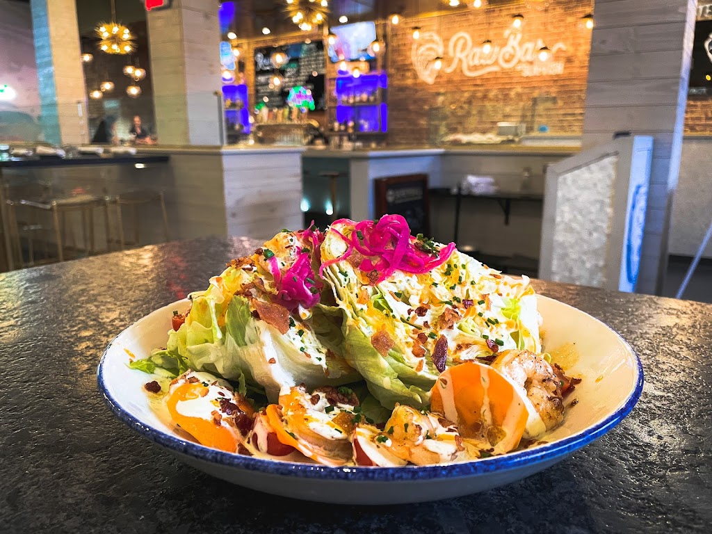 Raw Bar By Slapfish | restaurant | 339 Massachusetts Ave, Indianapolis, IN 46204, USA | 3177572696 OR +1 317-757-2696