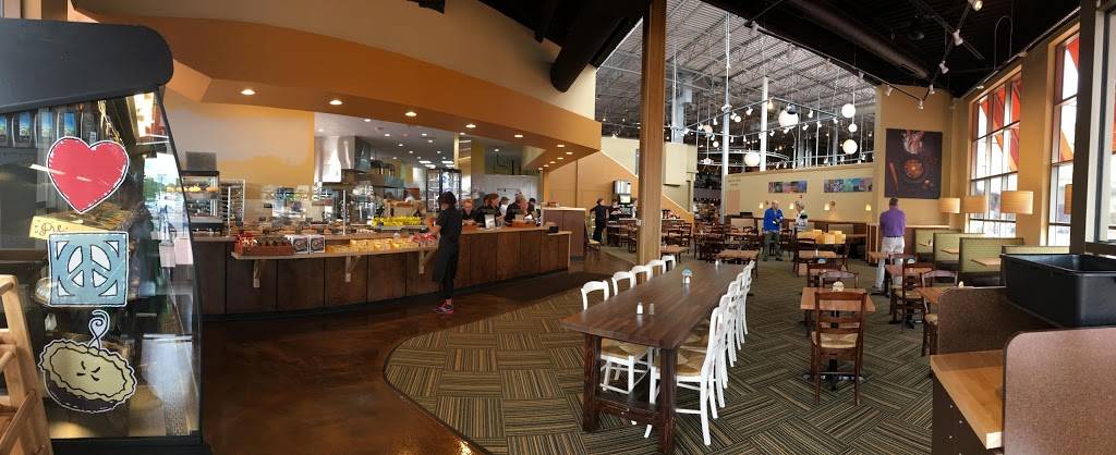 Grand Traverse Pie Company | restaurant | 6920 North Rochester Road, Rochester Hills, MI 48306, USA | 2484385110 OR +1 248-438-5110