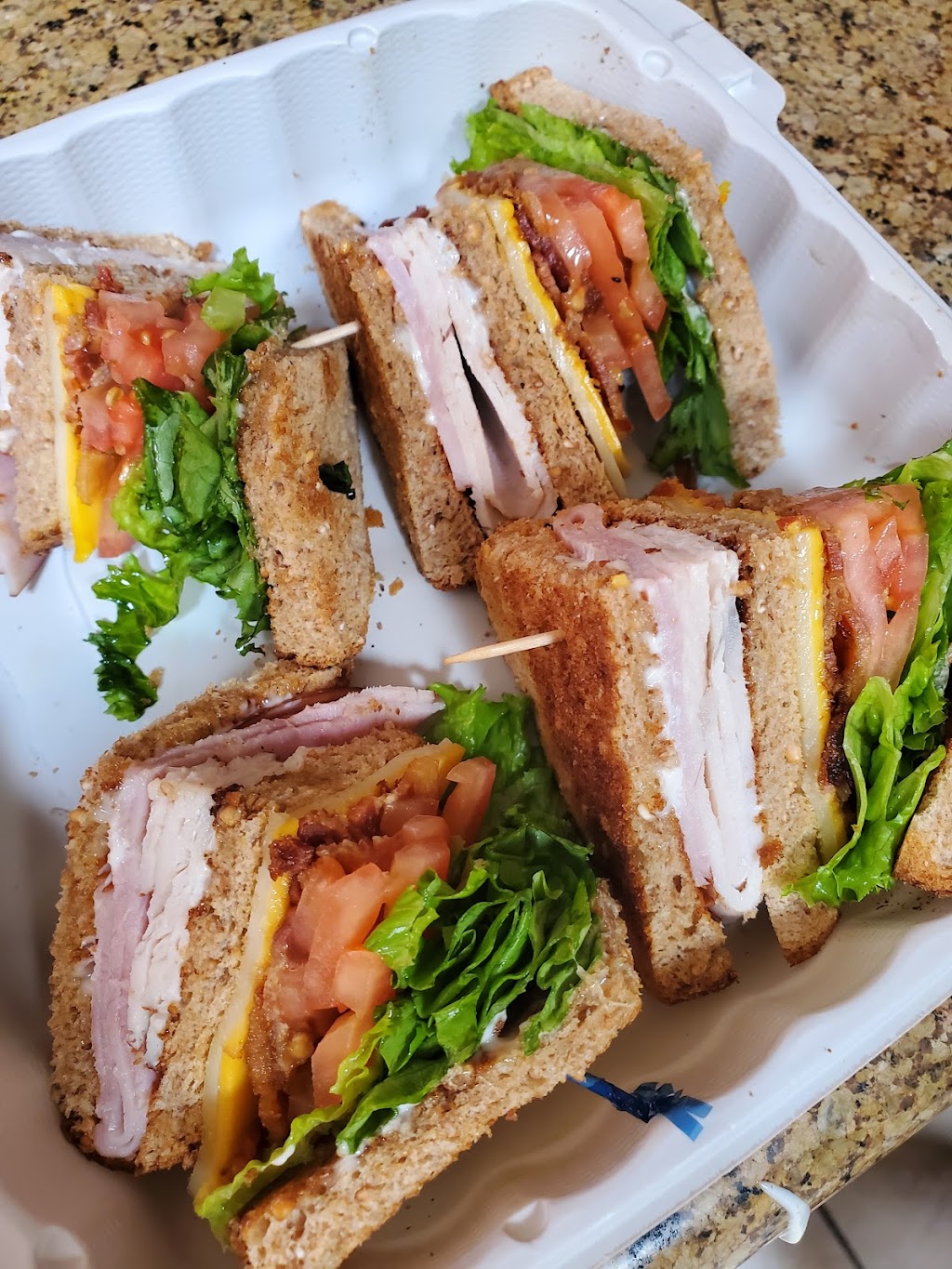 Sand Wedge Cafe | restaurant | 8484 Clubhouse Blvd, Desert Hot Springs, CA 92240, USA | 7606764424 OR +1 760-676-4424