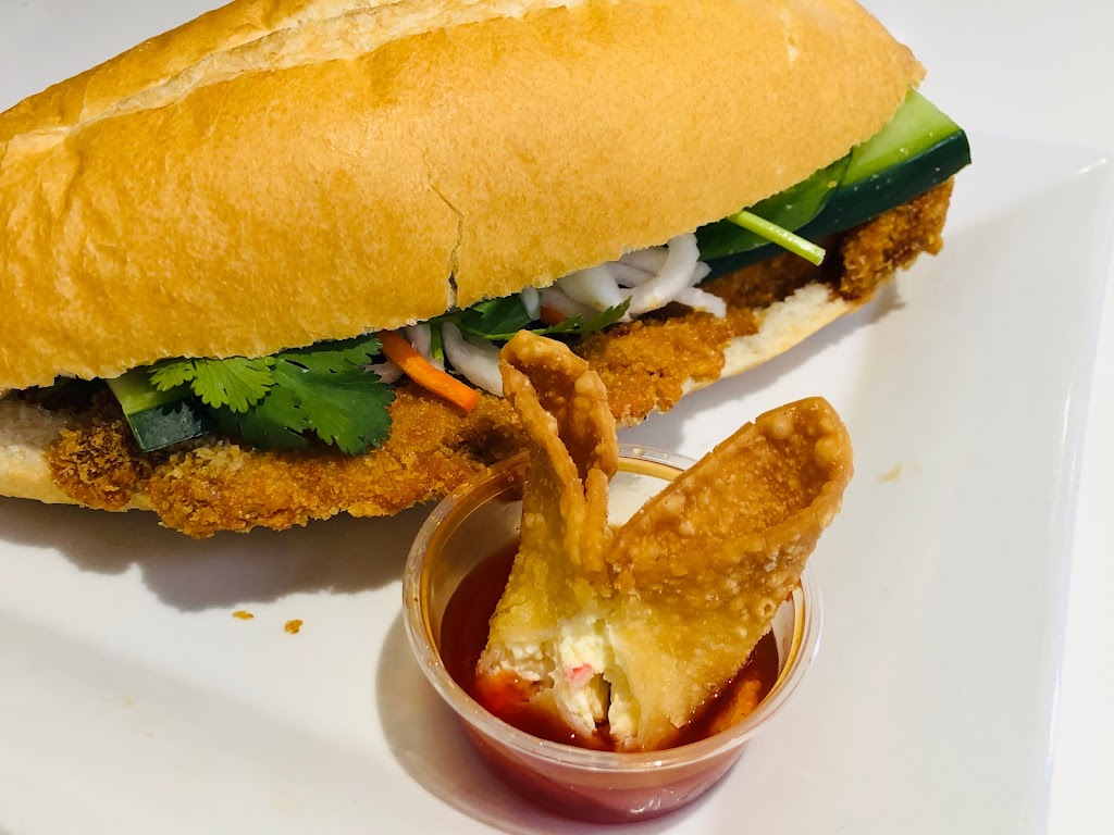 Banh Mi Station | restaurant | 2439 S University Blvd, Denver, CO 80210, USA | 3037227113 OR +1 303-722-7113