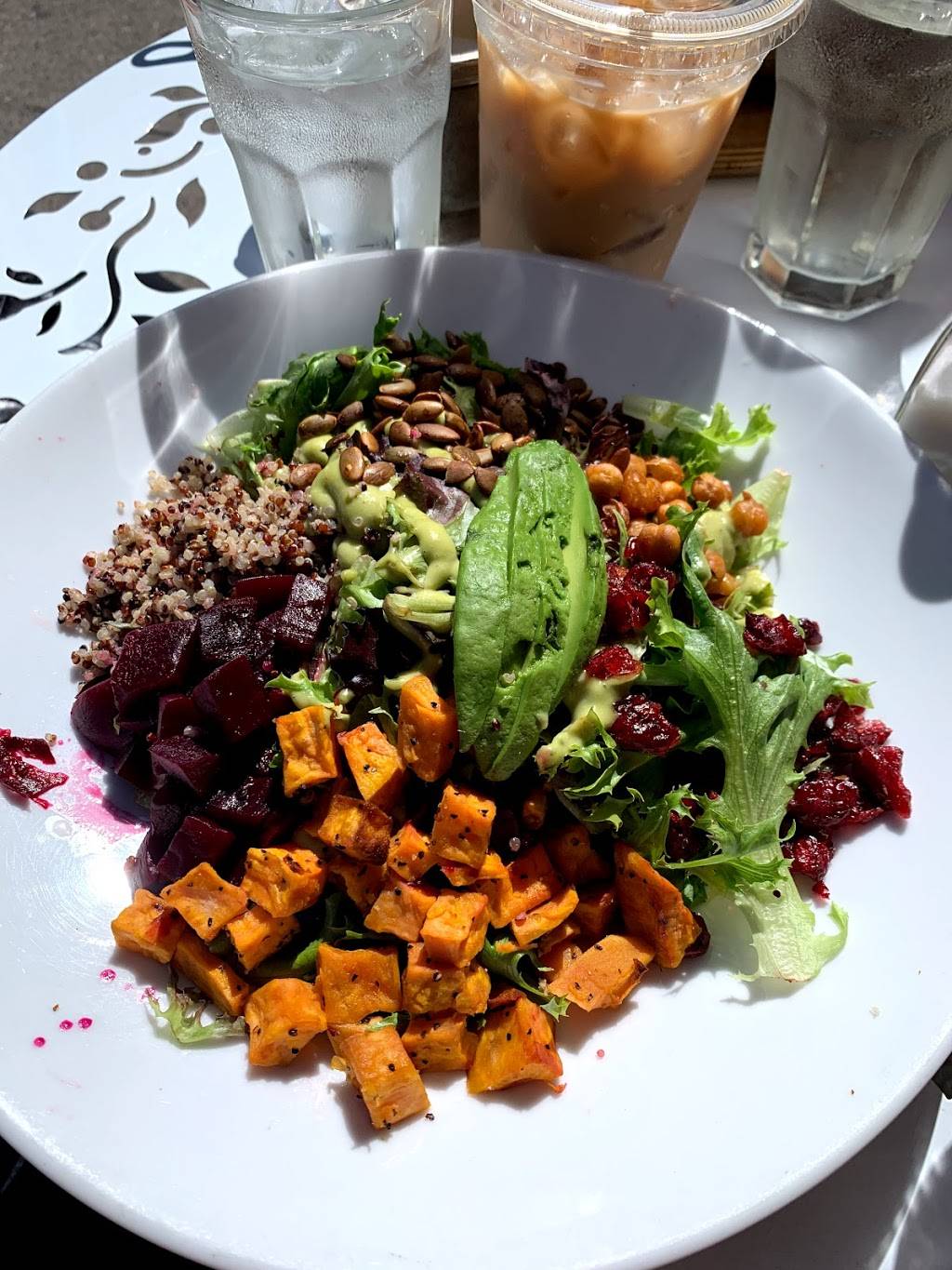 Chilacates Mission Hill | restaurant | 1482 A Tremont St, Boston, MA 02120, USA | 6172863888 OR +1 617-286-3888