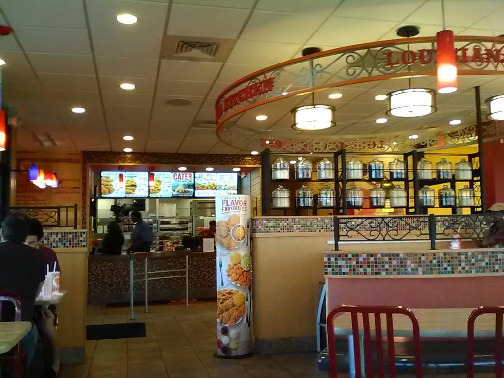 Popeyes Louisiana Kitchen | restaurant | 10380 Blue Star Hwy, Stony Creek, VA 23882, USA | 4342462030 OR +1 434-246-2030
