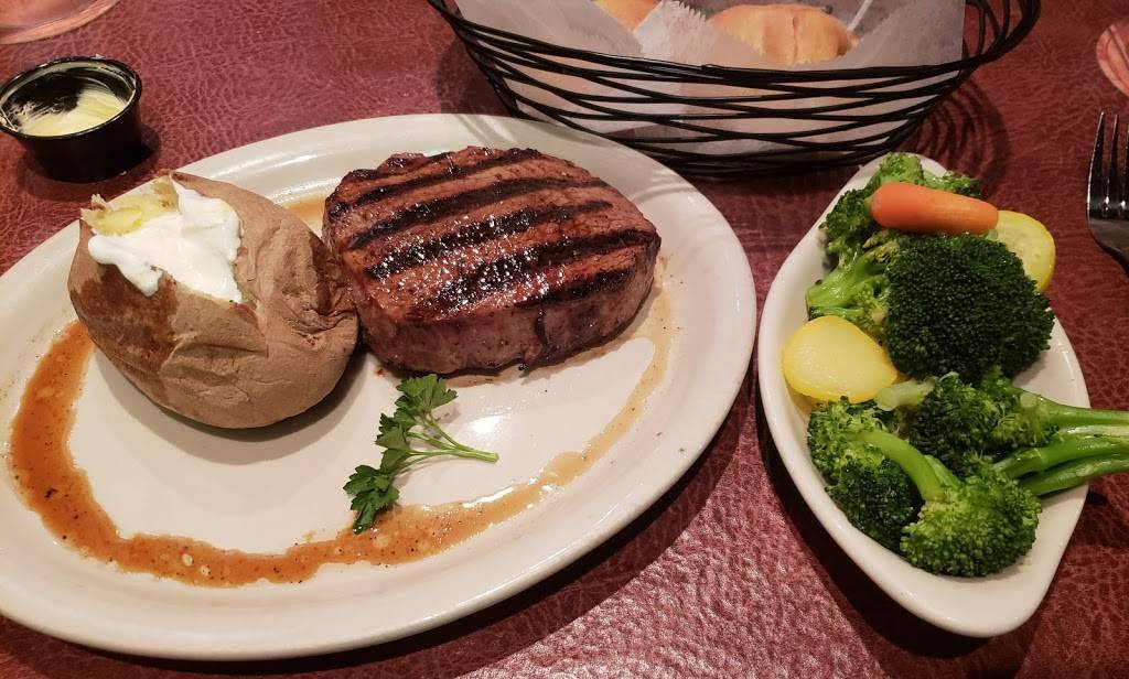 Coltons Steak House & Grill | restaurant | 8051 Goodman Rd, Olive Branch, MS 38654, USA | 6628904142 OR +1 662-890-4142