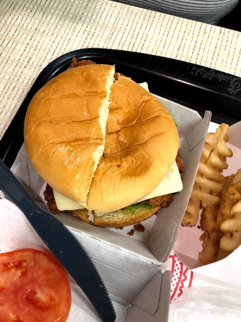 Chick-fil-A | restaurant | 9 Malphrus Rd, Bluffton, SC 29910, USA | 8438378140 OR +1 843-837-8140