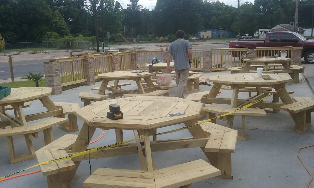 Kravins Restaurant | restaurant | 705 Winnsboro Road, Monroe, LA 71202, USA | 3188019911 OR +1 318-801-9911