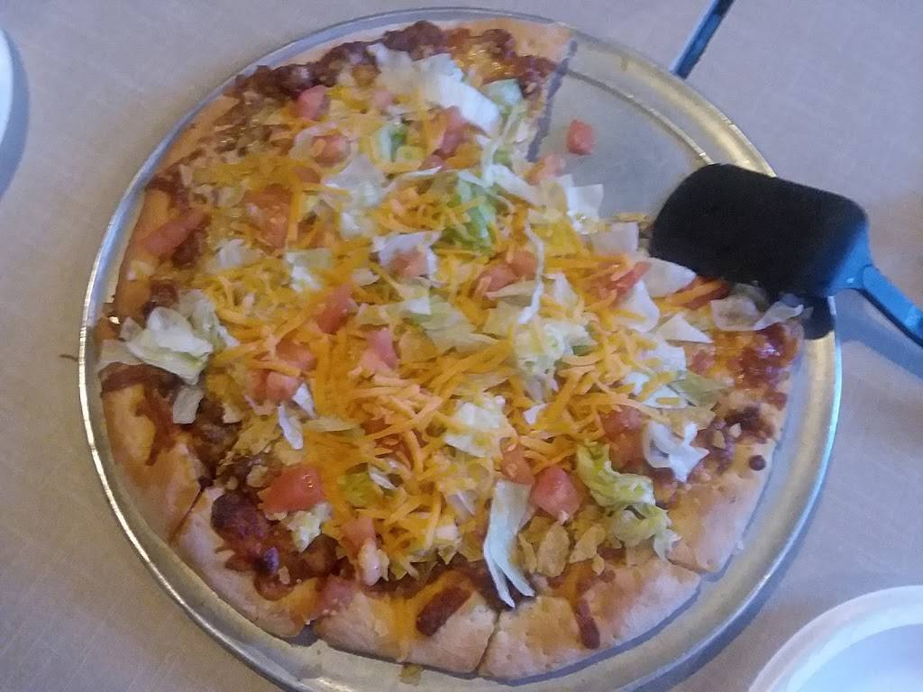 Opsahls Homemade Pizza | restaurant | 3301 11th St, Rockford, IL 61109, USA | 8153999671 OR +1 815-399-9671