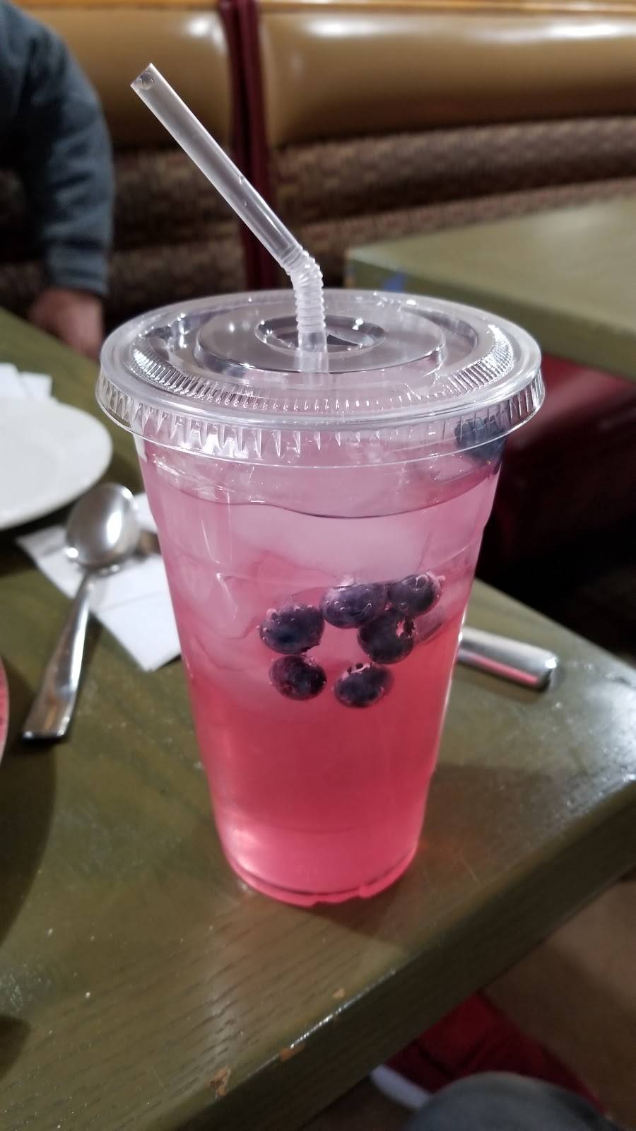 Newmans Grill | restaurant | 5946 Germantown Ave, Philadelphia, PA 19144, USA | 2158442862 OR +1 215-844-2862