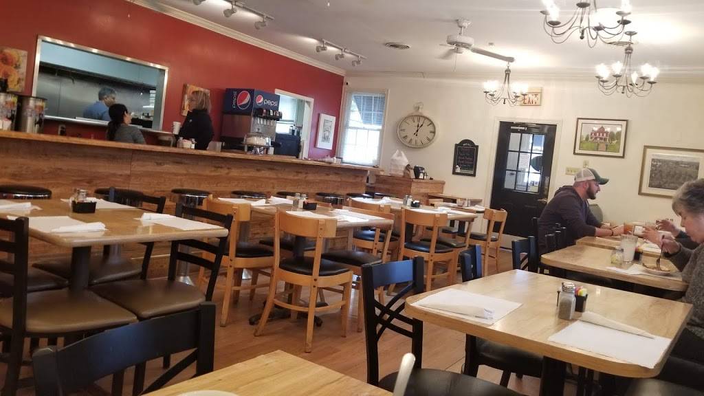 Jimmys Grille | restaurant | 16 Goodrich Ave, Petersburg, VA 23805, USA | 8047333181 OR +1 804-733-3181