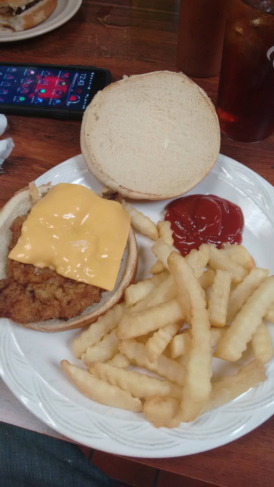 4 Little Pigs BBQ | restaurant | 198 W 5th St, Benton, KY 42025, USA | 2705279471 OR +1 270-527-9471