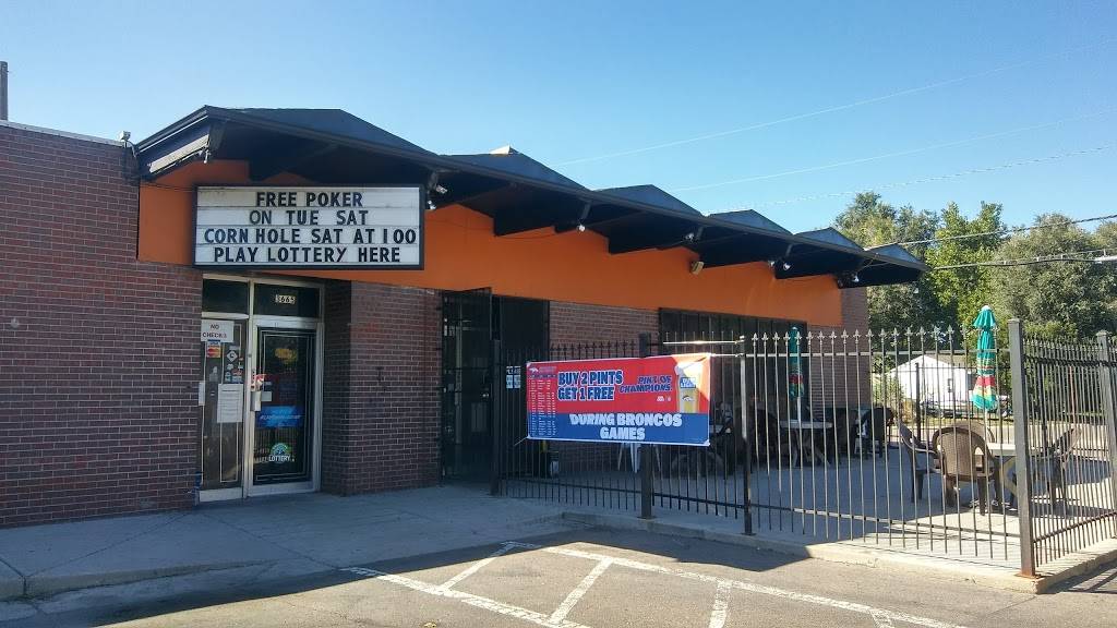 Longshot Restaurant and Lounge | night club | 3665 S Federal Blvd, Englewood, CO 80110, USA | 3037899653 OR +1 303-789-9653