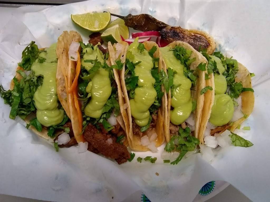 La Perla Market | restaurant | 707 2nd St S, Waite Park, MN 56387, USA | 3202031284 OR +1 320-203-1284