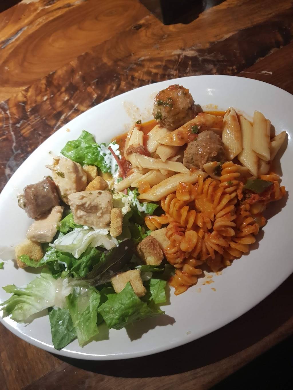 Vincitorios Restaurant | restaurant | 1835 E Elliot Rd Suite C109, Tempe, AZ 85284, USA | 4808202786 OR +1 480-820-2786