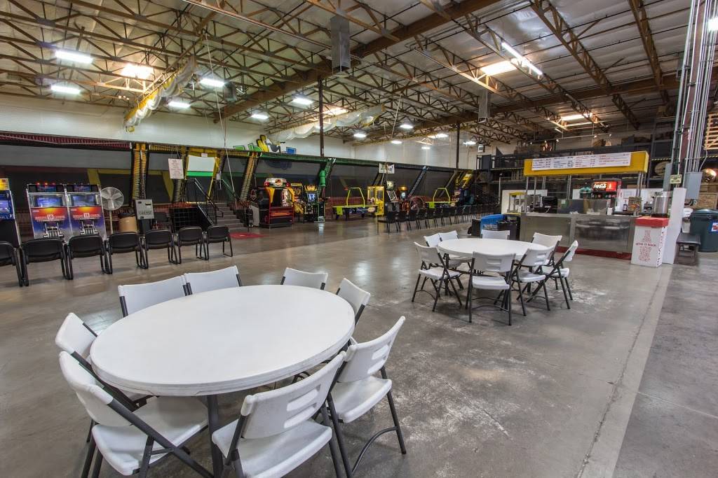 Flip N Out Xtreme | meal takeaway | 4245 S Grand Canyon Dr Suite #111, Las Vegas, NV 89147, USA | 7025799999 OR +1 702-579-9999